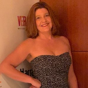 Meet your Posher, Angela